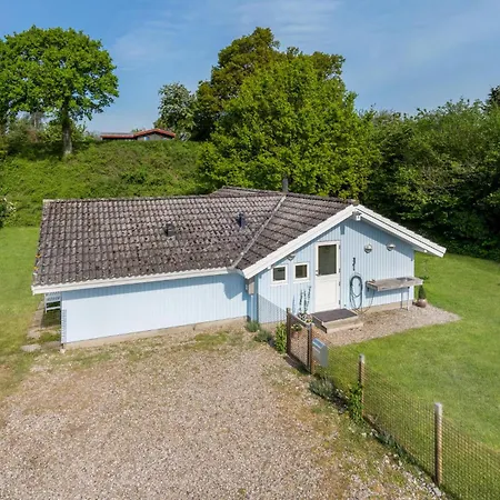 בית נופש Amazing In Rudkobing With Sauna *